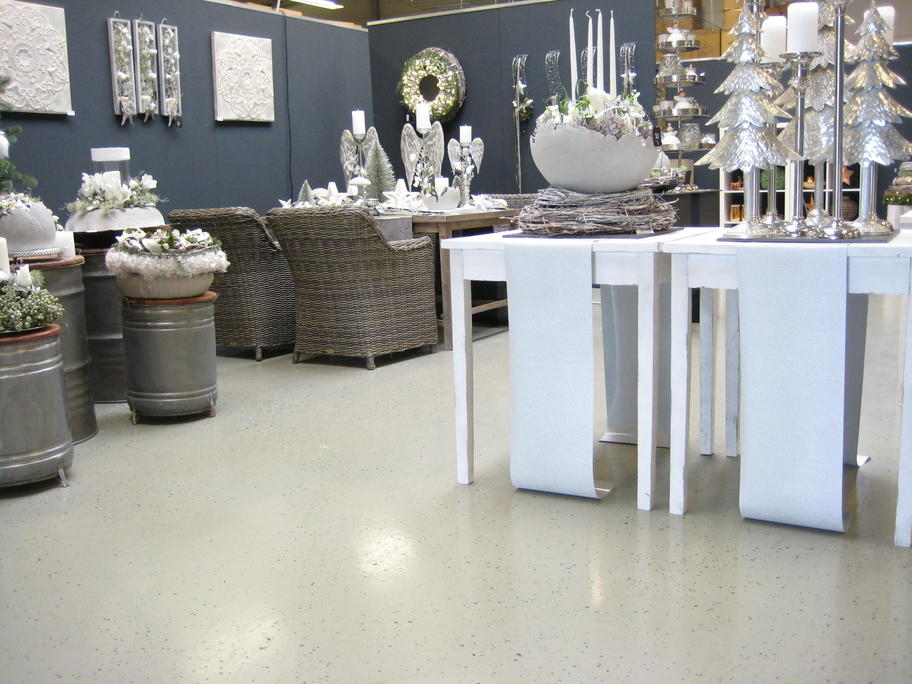 Entry 41 Image 12