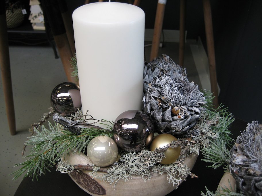 Entry 48 Image 12